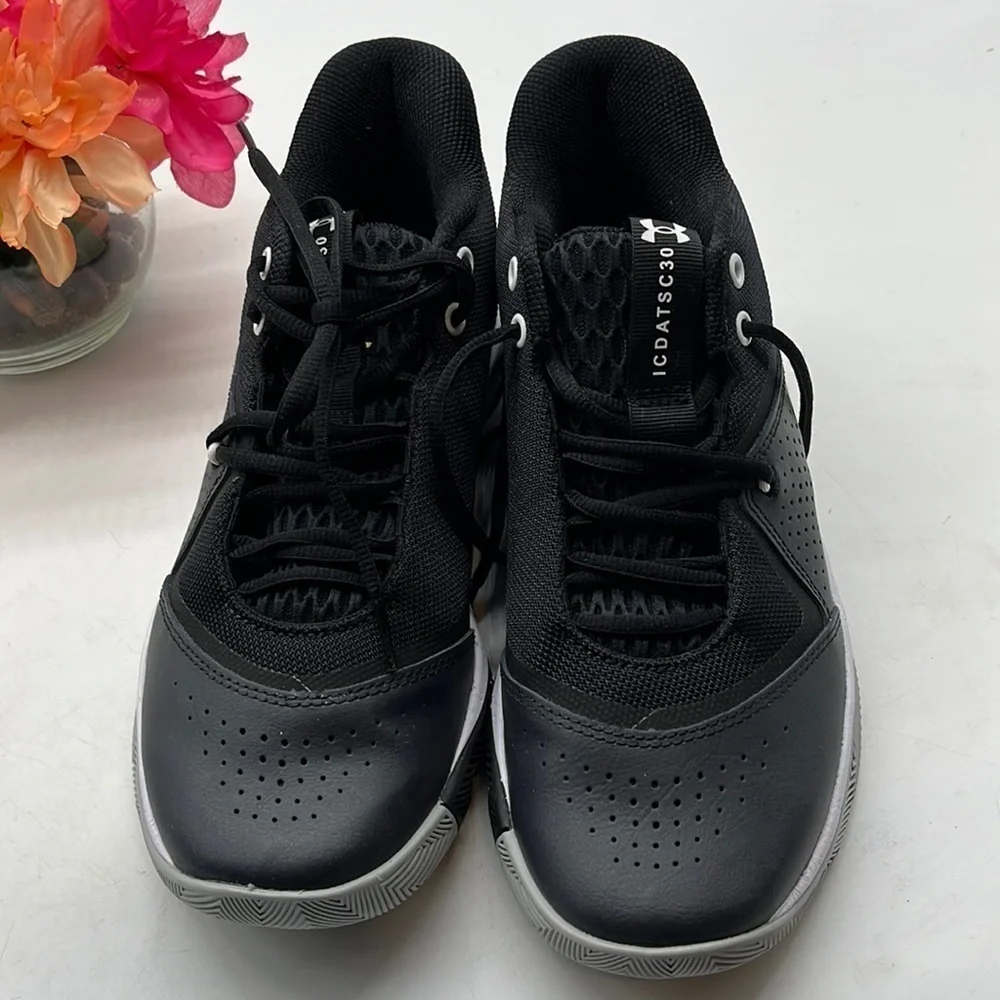 Under Armour Stephen Curry 30 Nens Basketball Shoes Sz 8 -151255#. SNK0332F